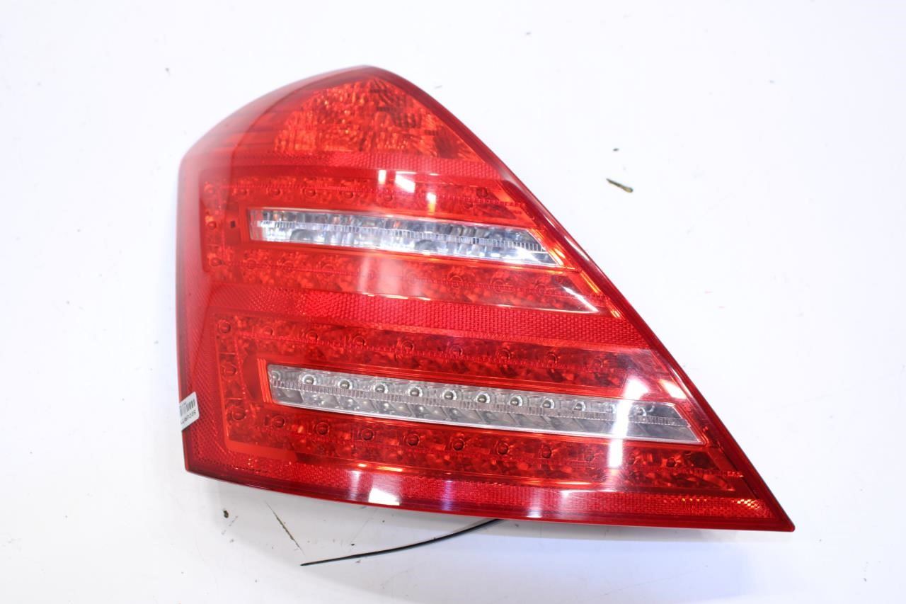 2007-2013 Mercedes-Benz S550 Rear Left Tail Light Lamp 221-820-13-64 OEM *ReaD* - Alshned Auto Parts
