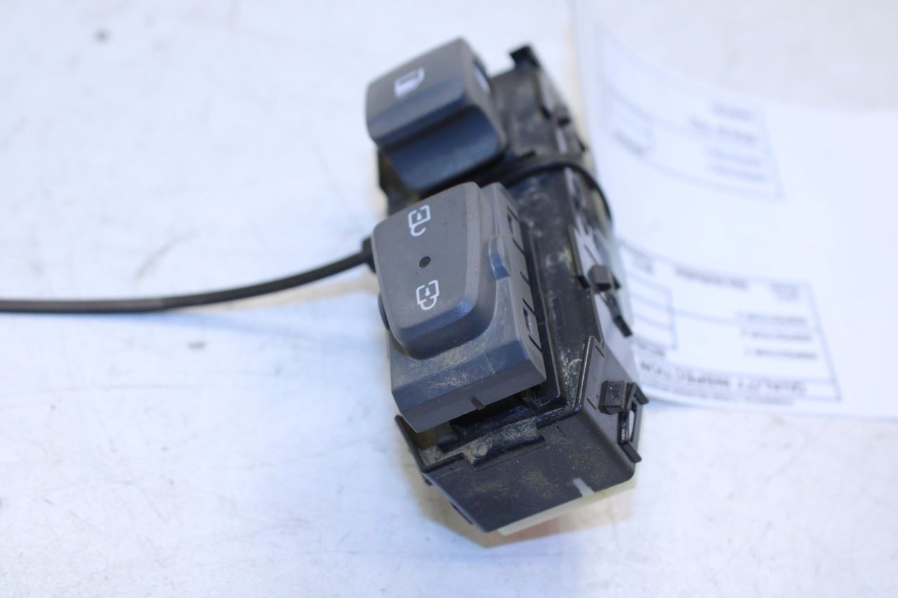 2021-2024 Hyundai Elantra SEL Front Right Power Window Switch 93581-AA100-YFR - Alshned Auto Parts