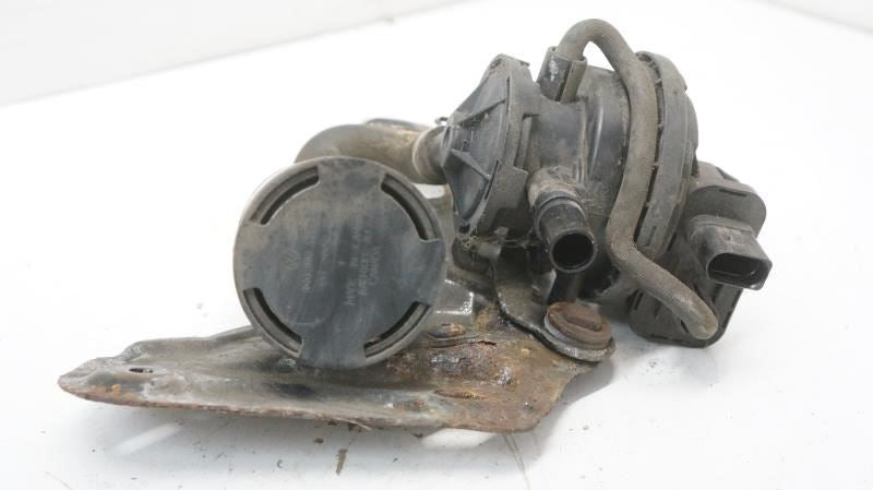 2006-2014 Volkswagen Golf GTI Emission System Fuel Vapor Leak Detection Pump2