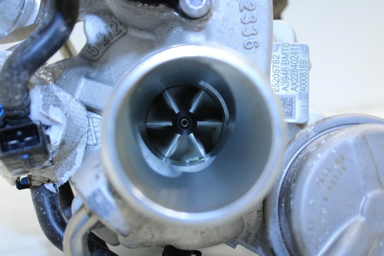 2023-2024 GMC Terrain Denali 1.5L AWD Engine Turbocharger 7K 25205782 OEM - Alshned Auto Parts