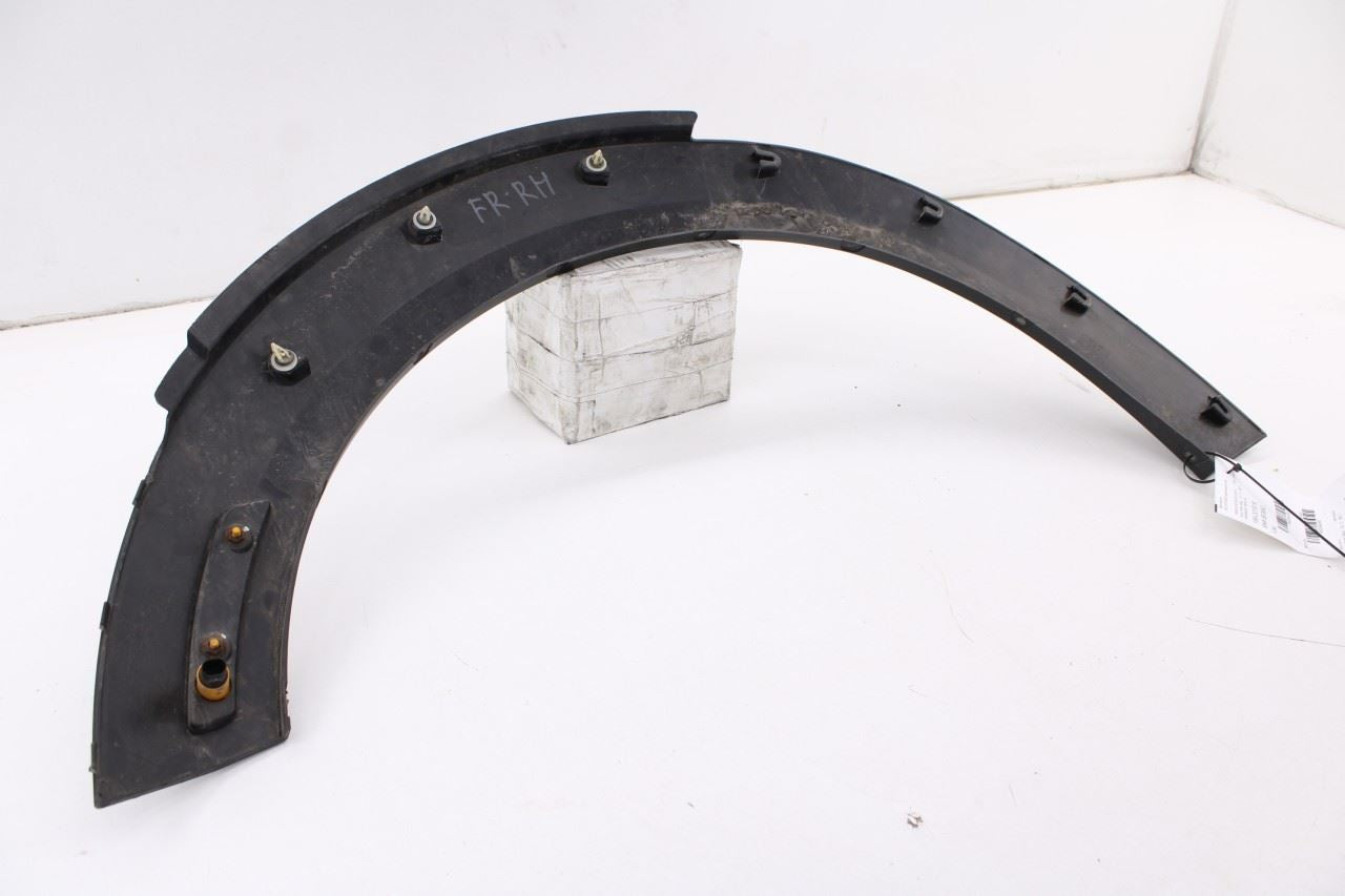 10-16 Mini Countryman Cooper S Front Right Fender Wheel Opening Molding 98018827