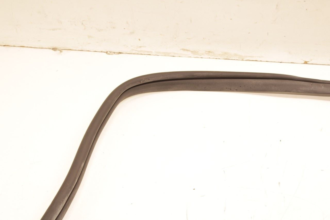 22-25 Hyundai Tucson SEL Rear Left Driver Door Weatherstrip On Body 83110-CW000 - Alshned Auto Parts