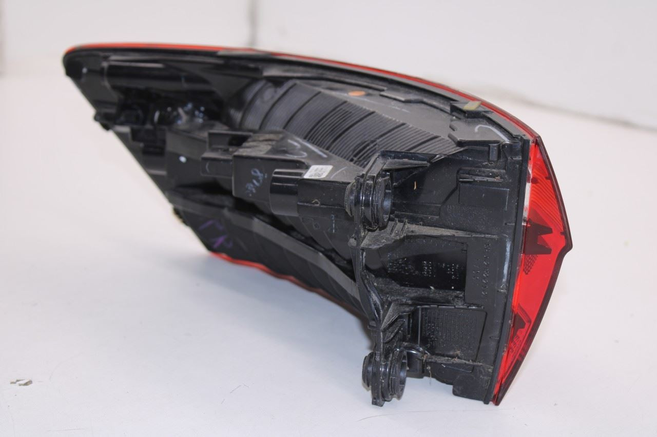 2020-2026 Volkswagen Jetta SE Rear Right Passenger Side Outer Tail Light Lamp5