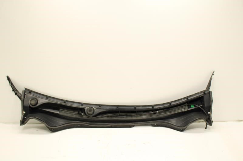 2024-2025 Chevrolet Trax Windshield Cowl Vent Grille Cover Panel 42869717 OEM - Alshned Auto Parts