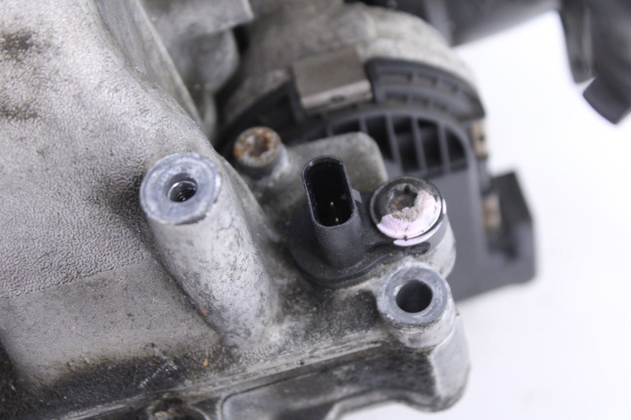 2006-2011 Mercedes-Benz E 350 Luxury 4Matic Intake Manifold with Throttle Body9