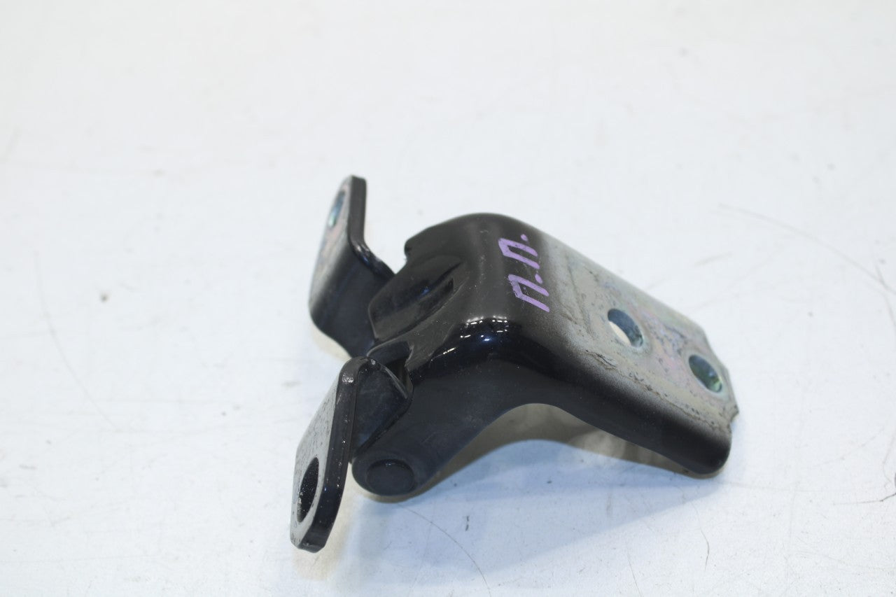 2018-25 Mitsubishi Eclipse Cross ES Front Right Door Hinge Upper and Lower Pair - Alshned Auto Parts