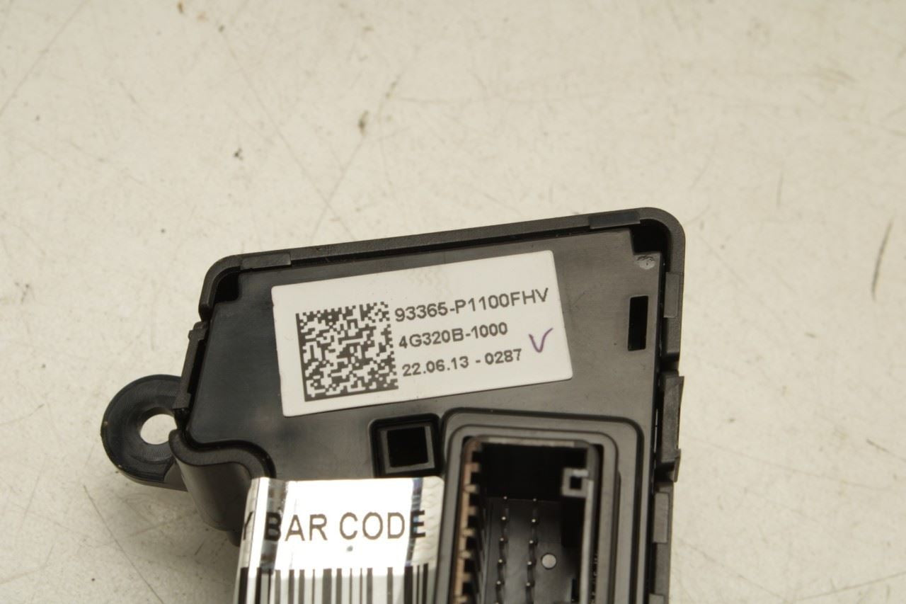 2023-24 Kia Sportage Hybrid Console Seats and Steering Wheel Heat Control Switch - Alshned Auto Parts