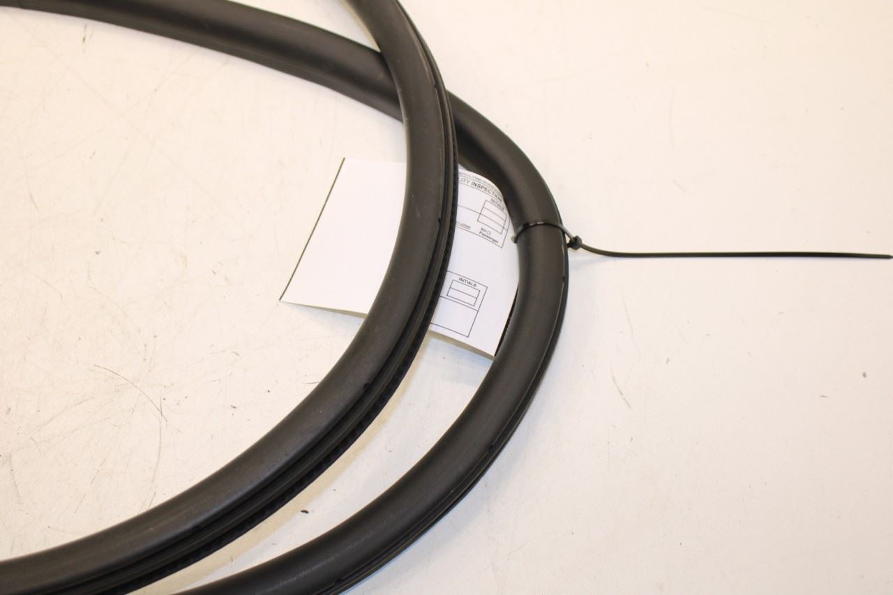 2020-21 Ford Escape SEL Front Left Side Door Weatherstrip On Body LJ6Z-7820708-C - Alshned Auto Parts