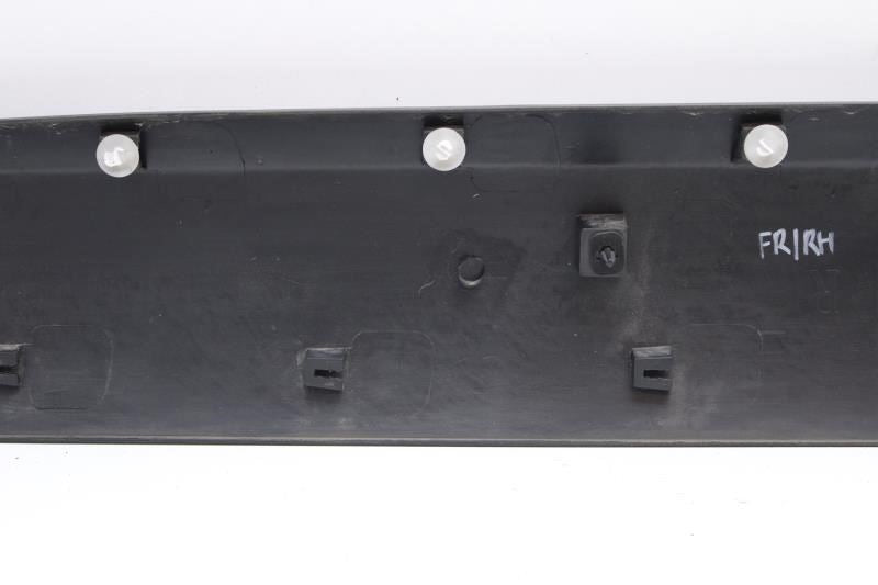 2015-2023 Jeep Renegade Front Passenger Right Side Door Molding 7SR55LXHAA OEM - Alshned Auto Parts