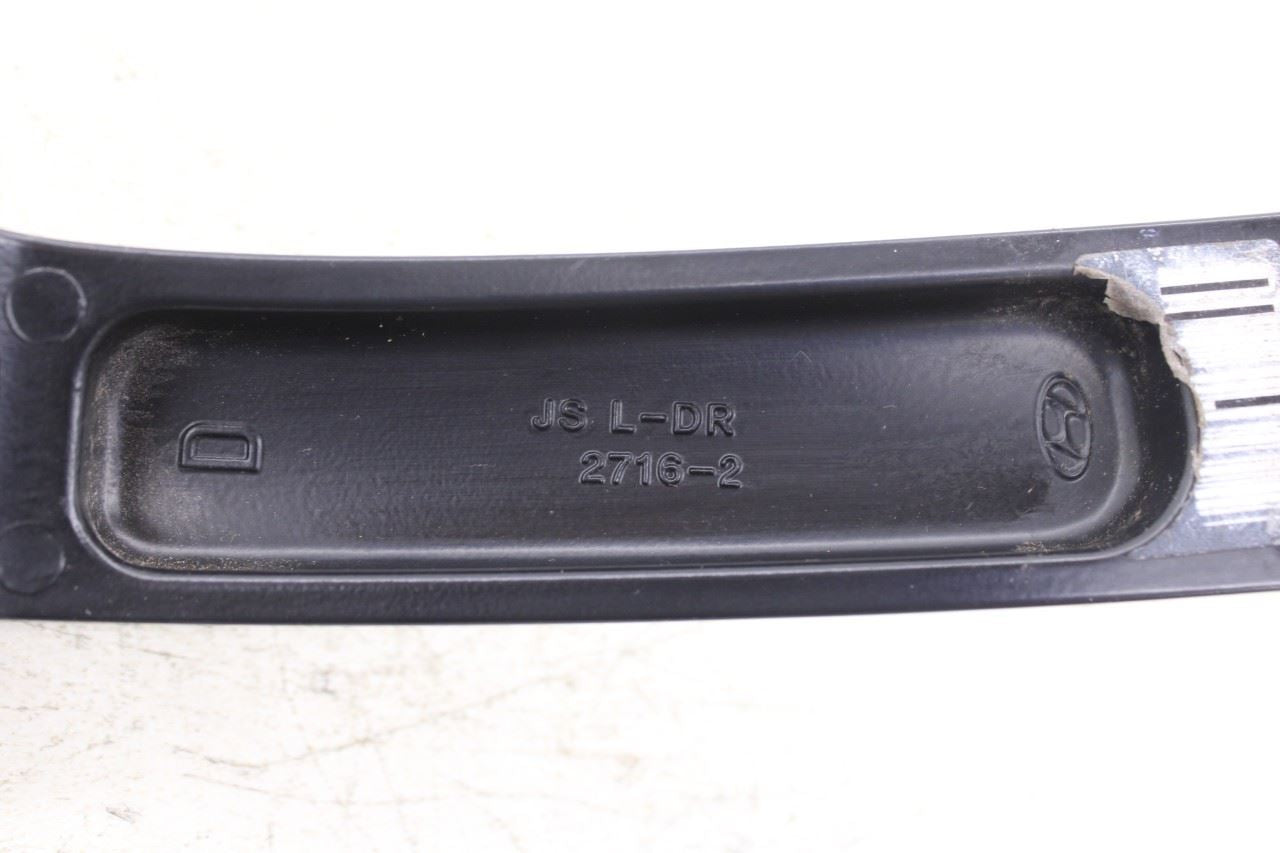 2019-2021 Hyundai Veloster 2.0L Front Left and Right Side Windshield Wiper Arm 7