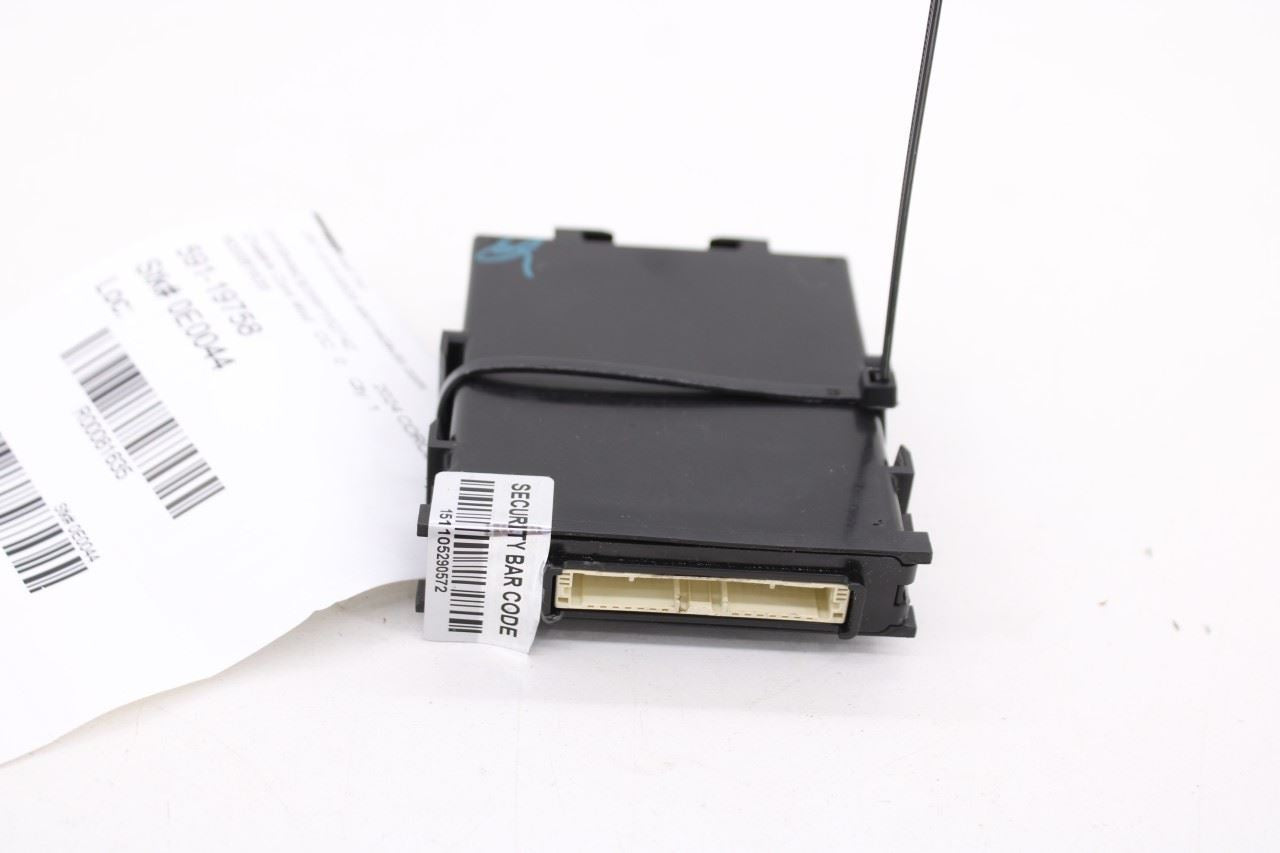 2022-2024 Toyota Corolla LE Network Gateway Computer Control Module 89111-021700