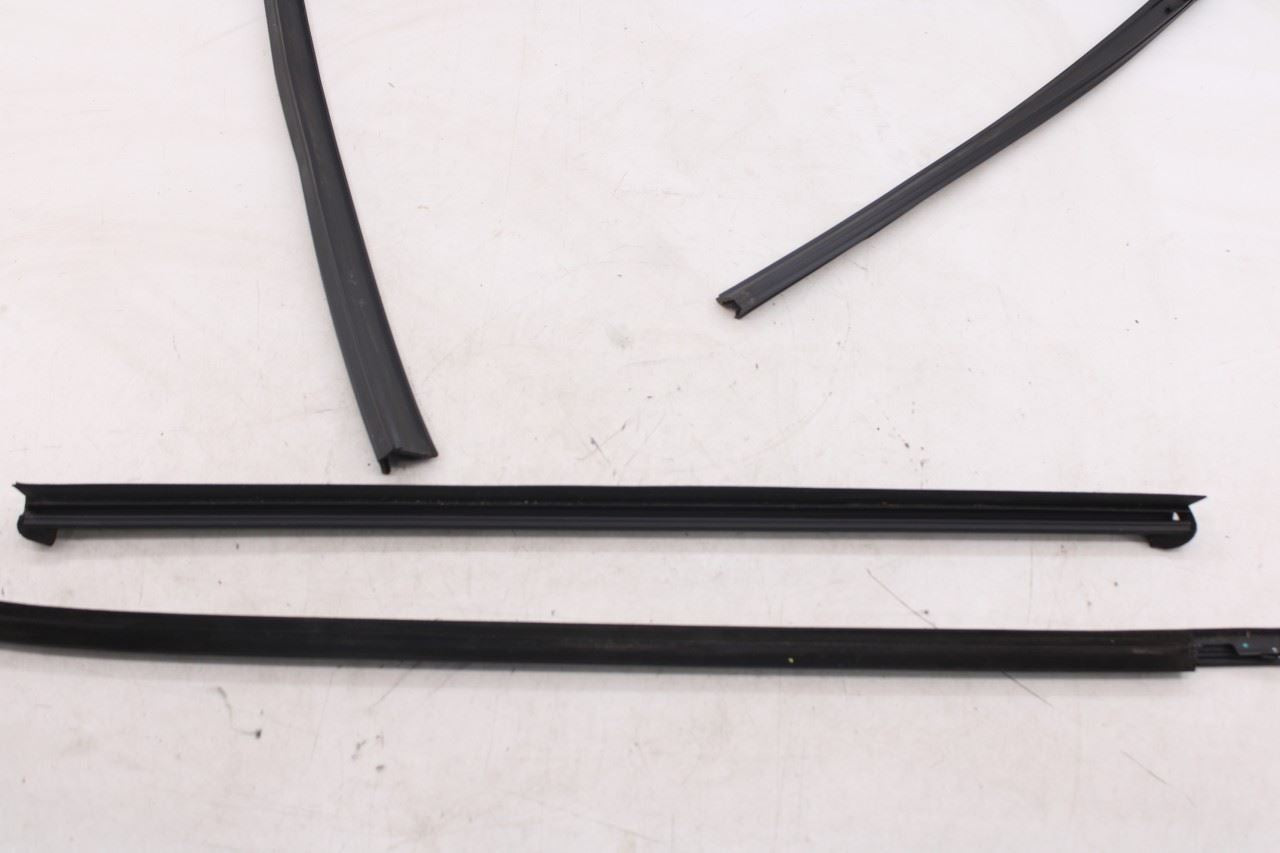 2019-25 Infiniti QX50 Essential Front Right Door Glass Run Channel Trim Belt Set - Alshned Auto Parts