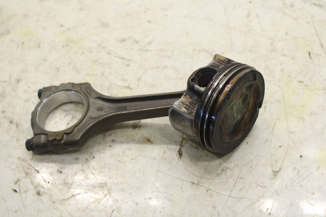 2017-22 Alfa Romeo Giulia Ti 2.0L AWD Engine Piston 1 w/ Connecting Rod 50052788 - Alshned Auto Parts