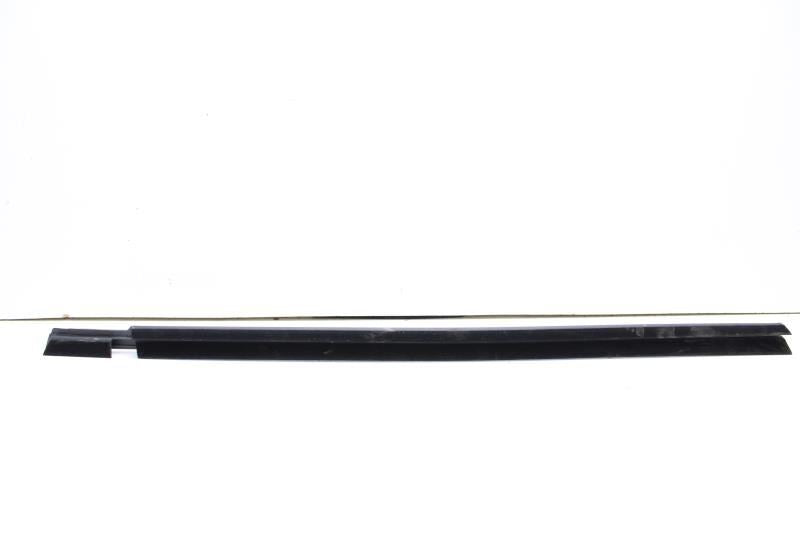 18-24 Buick Enclave Front Right Door Window Inner Belt Weatherstrip 84306815 OEM - Alshned Auto Parts