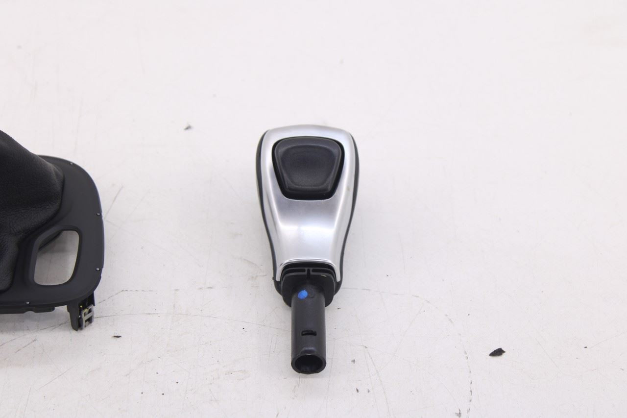 18-21 Jeep Compass Limited 4WD Auto Transmission Gear Shifter Lever Knob w/ Boot - Alshned Auto Parts