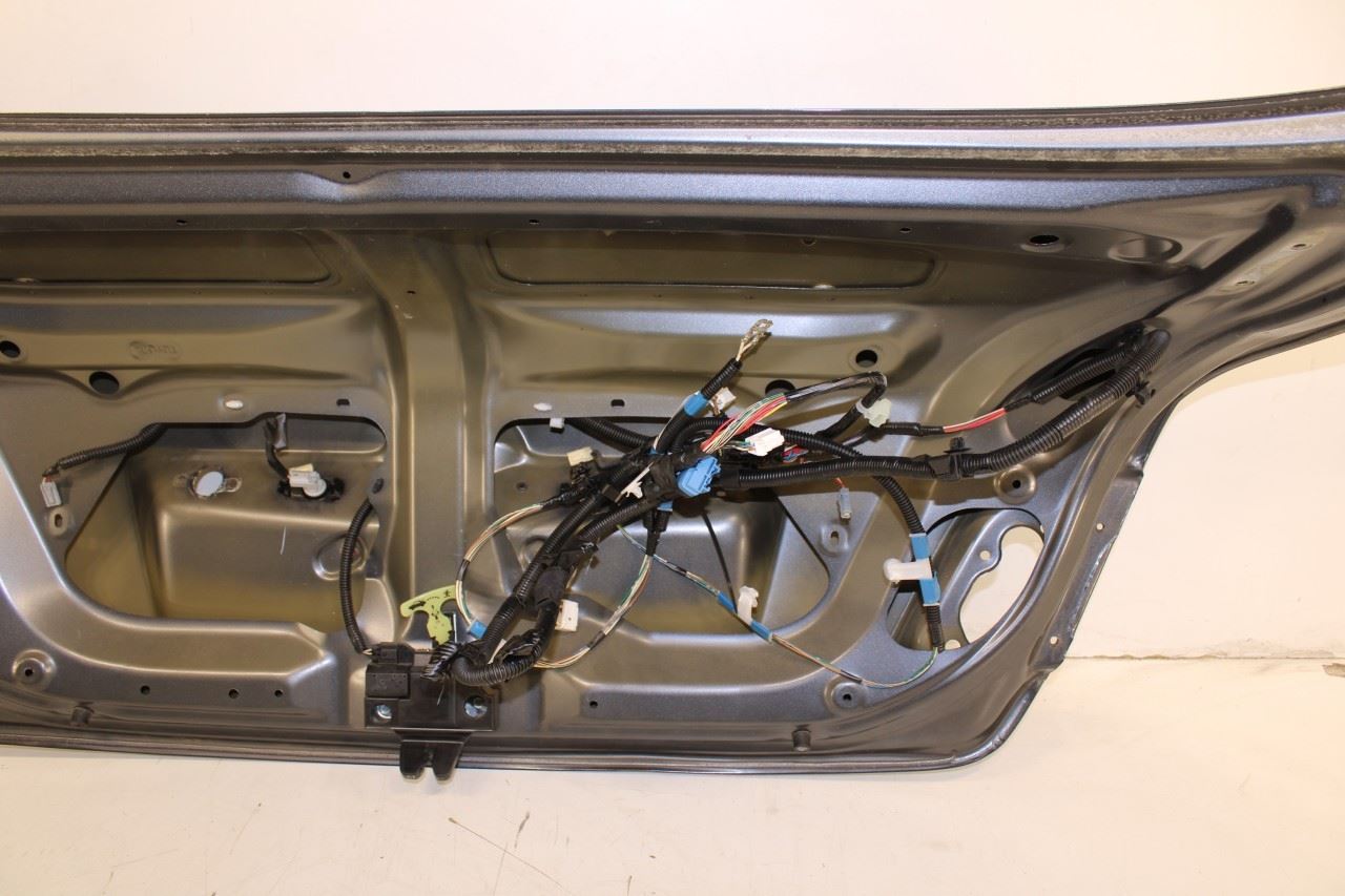 2007-2011 Toyota Camry LE Rear Trunk Deck Lid Shell Panel 64401-06281 OEM - Alshned Auto Parts