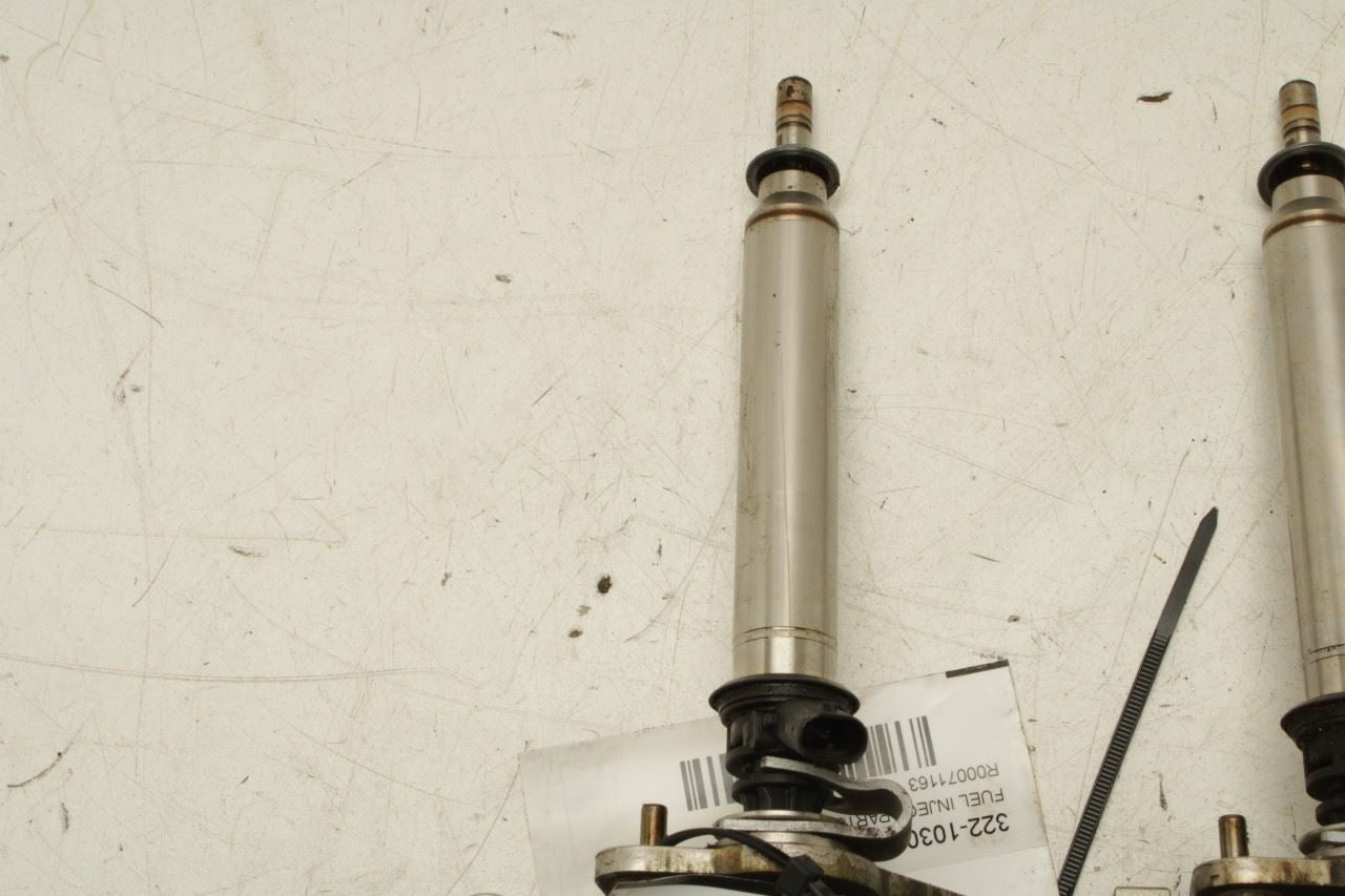 12-16 Mercedes-Benz E350 Sport 4Matic 3.5L AWD Right Side Fuel Rail w/ Injectors - Alshned Auto Parts