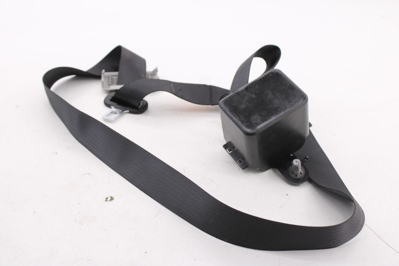 2017-19 Buick LaCrosse Premium 3.6L AWD Rear Center 2nd Row Seat Belt Retractor8