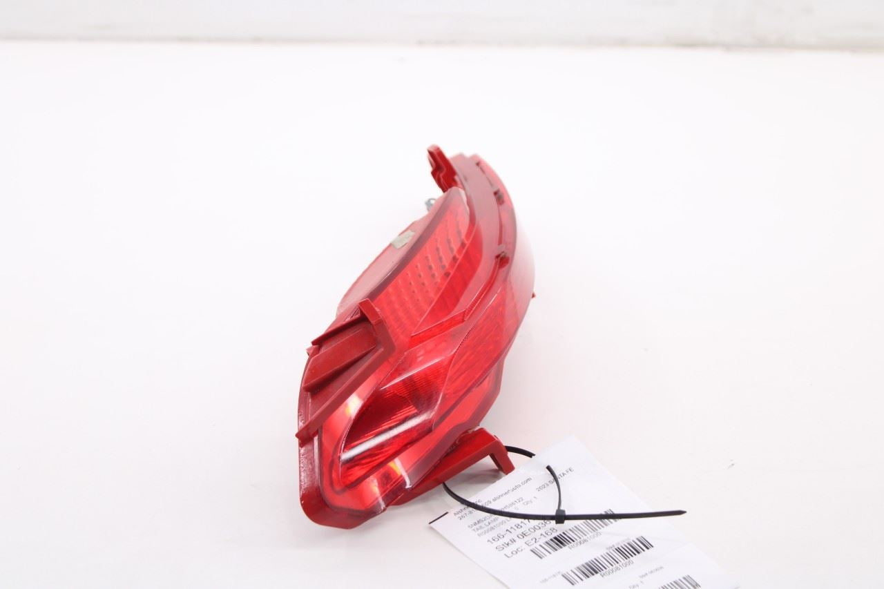 2021-23 Hyundai Santa Fe SEL Rear Driver Side Bumper Lamp Reflector 92405-S15202