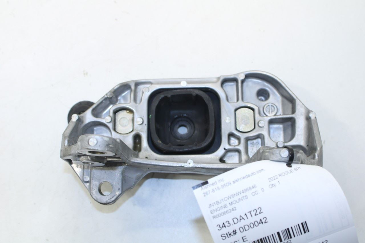 2017-2022 Nissan Rogue Sport SL 2.0L AWD Left Side Engine Mount Support Bracket - Alshned Auto Parts