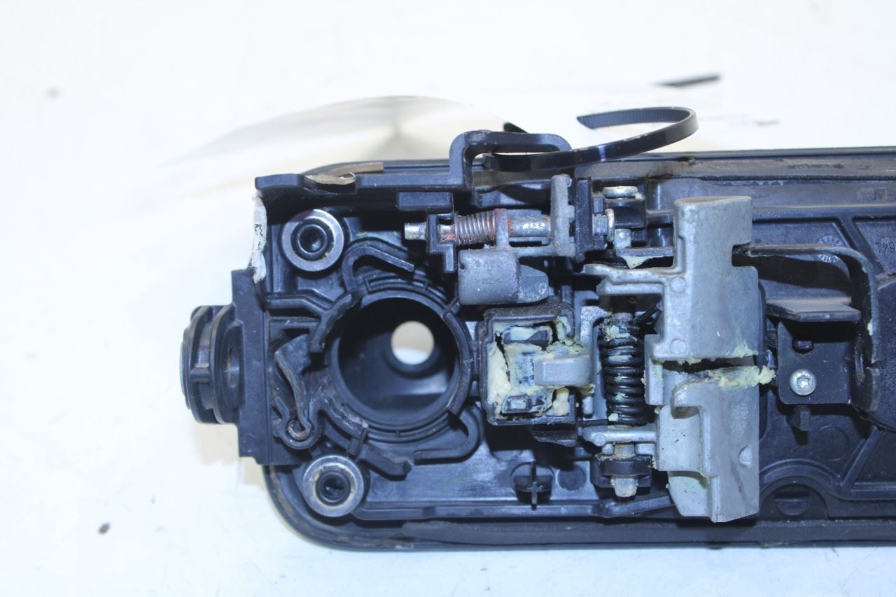 2015-20 Ford F150 XL Super Cab 2.7L Front Driver Left Side Door Exterior Handle - Alshned Auto Parts