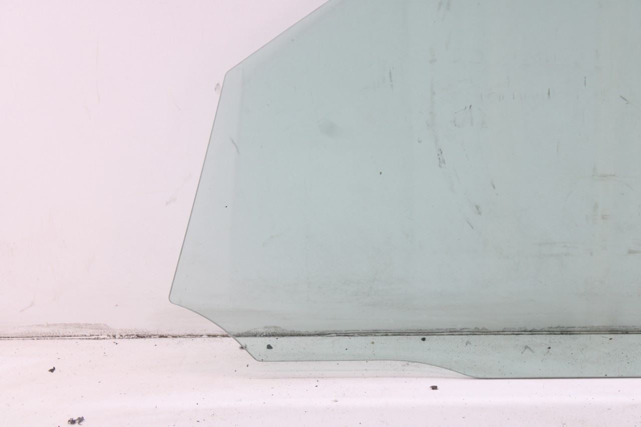 2008-2014 Mercedes-Benz C350 Sport Front Right Door Window Glass 2047250800 OEM - Alshned Auto Parts