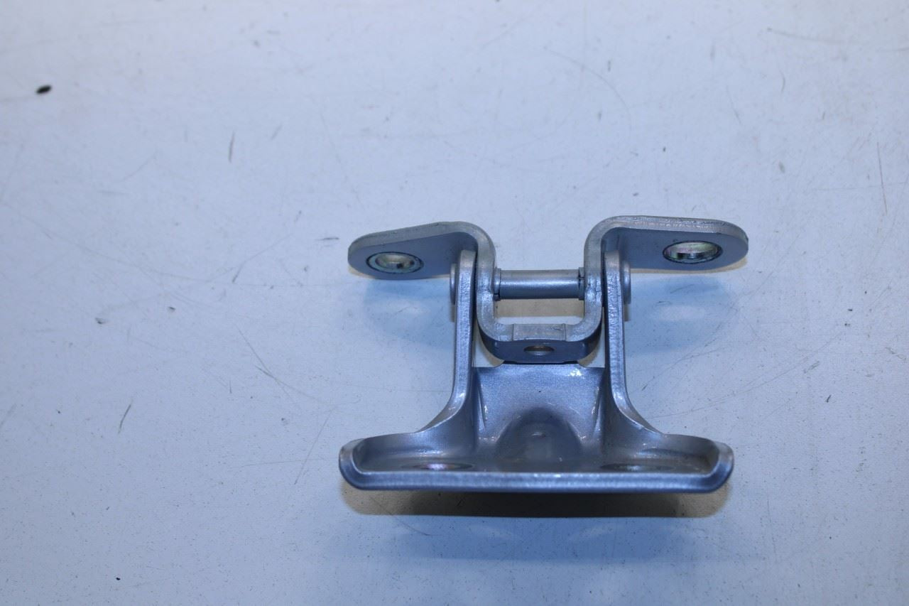 2020-2025 KIA Soul LX Rear Left Side Door Hinge Upper and Lower Pair 79410-D8000 - Alshned Auto Parts