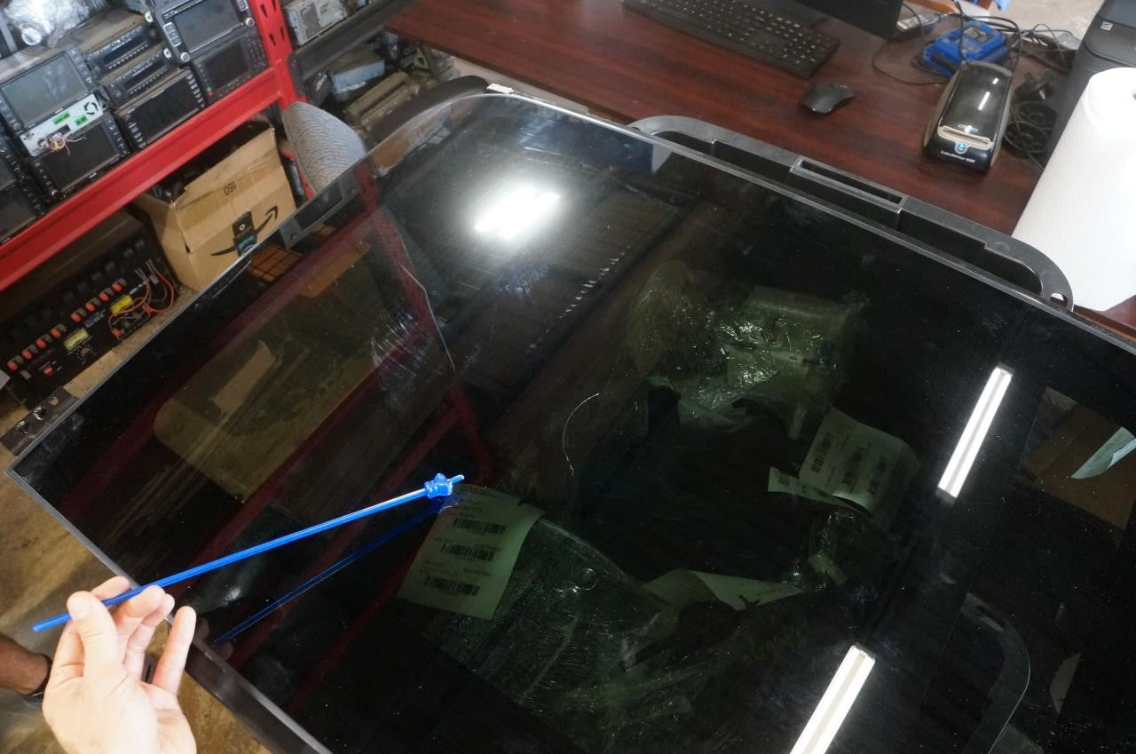 2015-2024 Nissan Murano Platinum Rear Sunroof Fixed Glass 91604-5AA1A OEM - Alshned Auto Parts