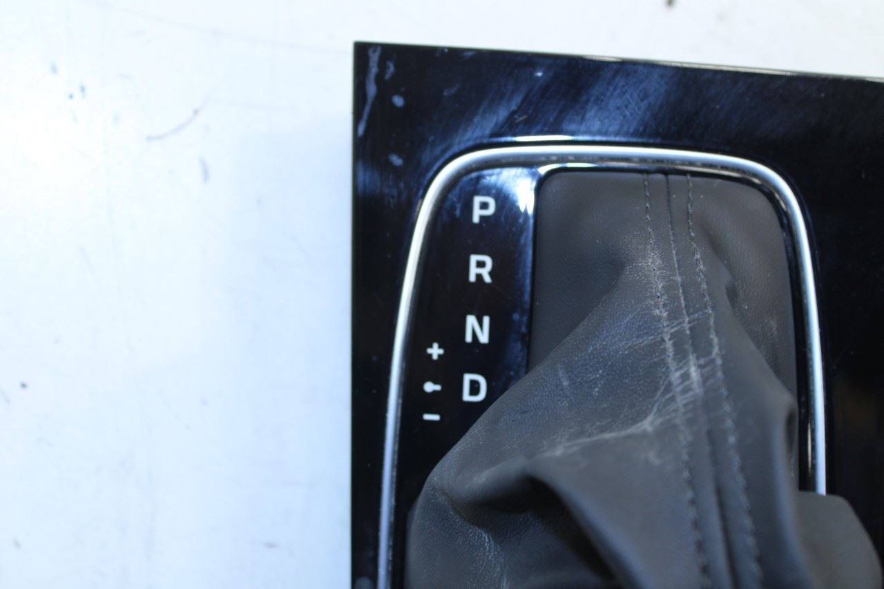 2022-2024 Hyundai Tucson SEL Console Shifter Trim w/ Knob and Cup Holder *ReaD* - Alshned Auto Parts