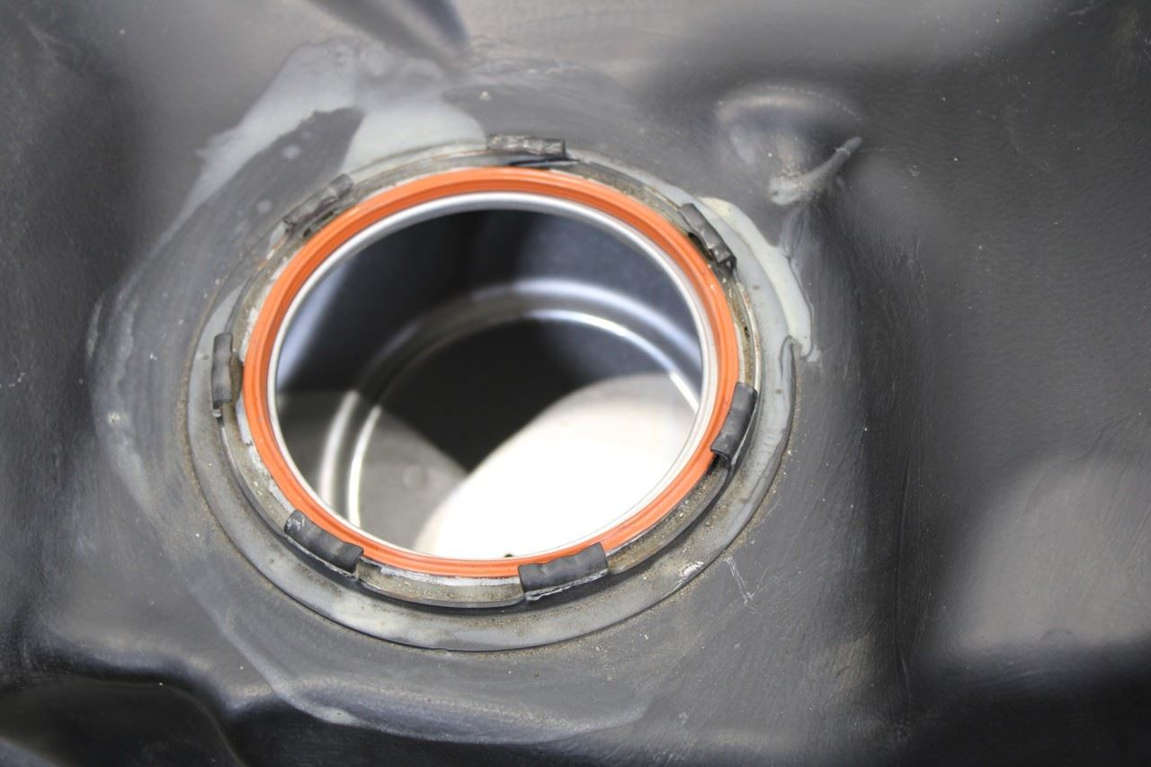 2017-2020 Maserati Ghibli 3.0L Fuel Gas Tank 21.1 US Gallons 670038248 OEM - Alshned Auto Parts