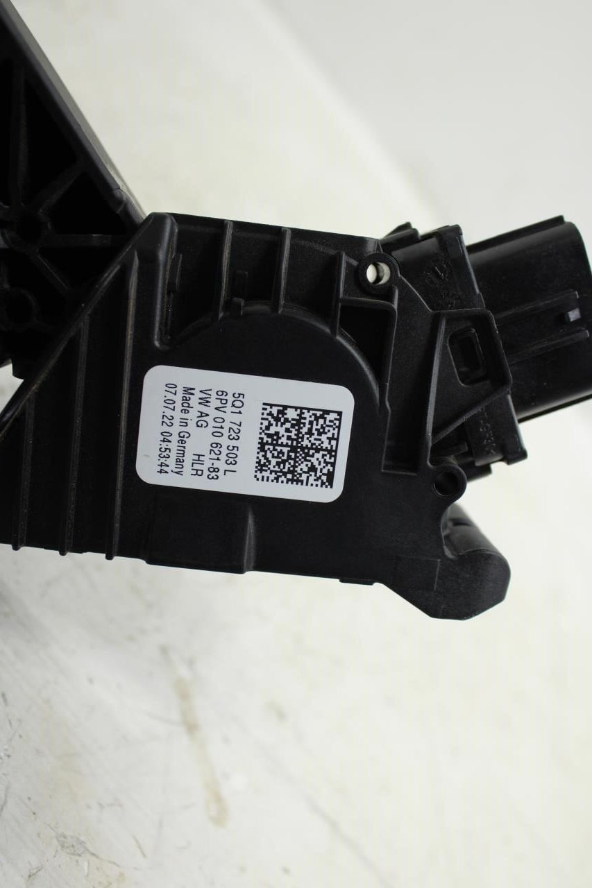 2019-2024 Audi Q3 S Line Accelerator Throttle Gas Pedal Sensor 5Q1-723-503-L OEM - Alshned Auto Parts