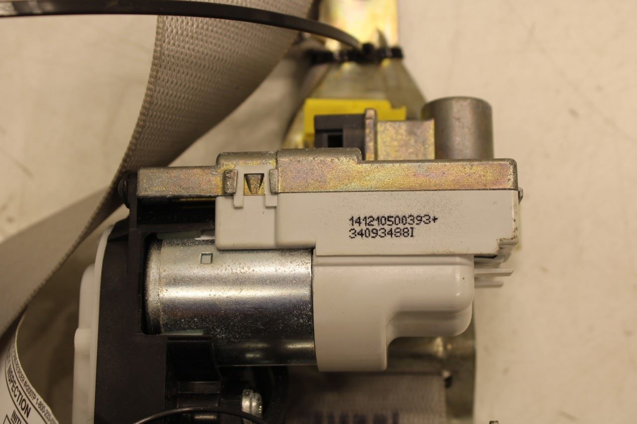 2012-15 Mercedes-Benz ML350 3.5L RWD Front Driver Left Side Seat Belt Retractor - Alshned Auto Parts