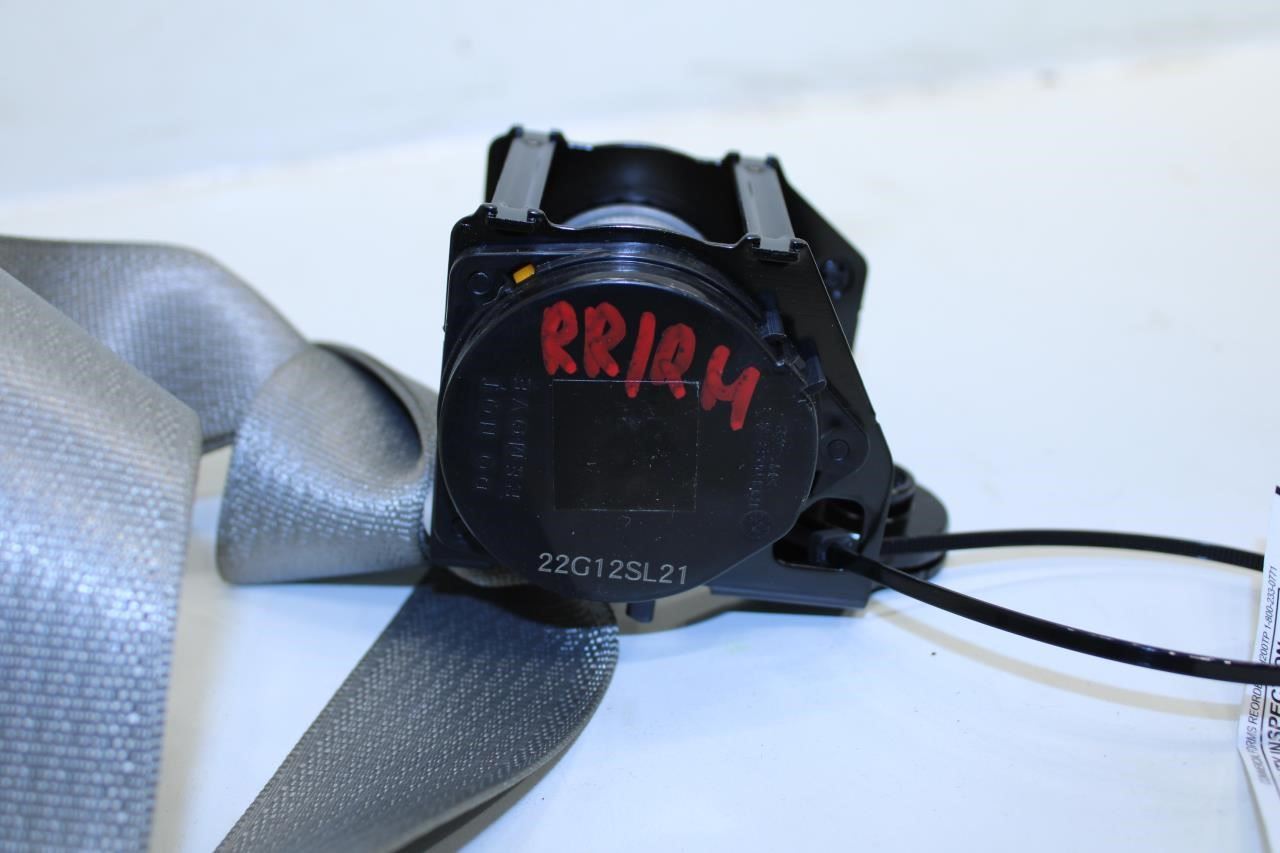 2021-24 GMC Terrain Denali Rear RH Side 2nd Row Seat Belt Retractor 84846384 OEM - Alshned Auto Parts
