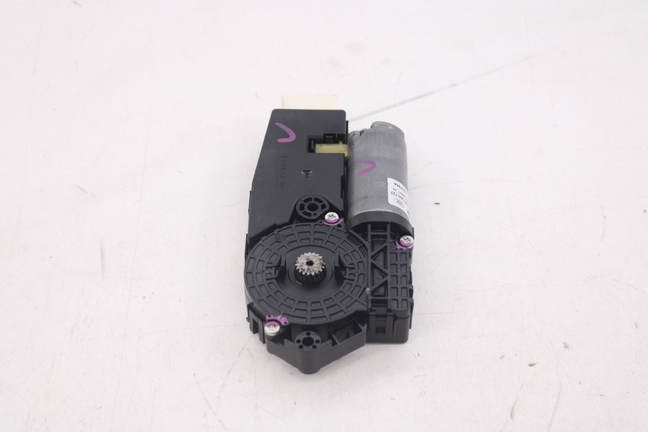 15-18 Mercedes-Benz C300 4Matic Roof Power Sliding Glass Sunroof Motor Set of 24