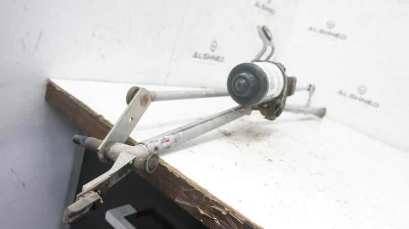 2009-18 Ram 1500 Front Windshield Wiper Transmission Linkage w/ Motor 55372141AC3