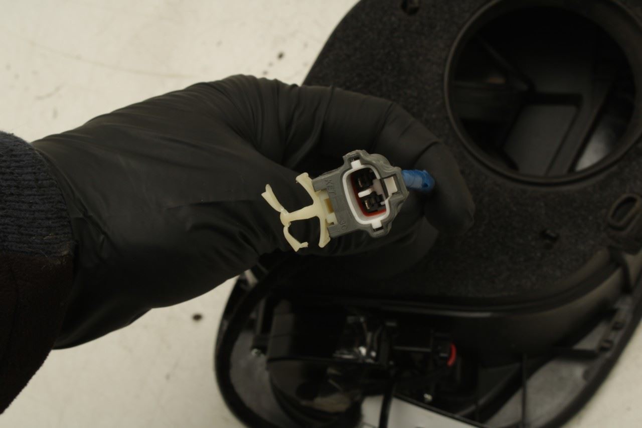 2023-2025 KIA Sportage Hybrid EX 1.6L Fuel Tank Filler Housing Door Lid Cover - Alshned Auto Parts