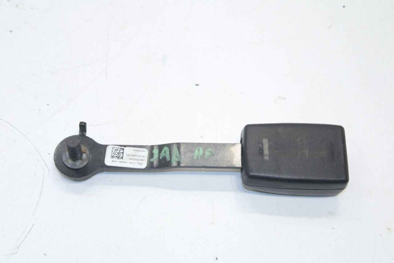 15-17 Ford F150 Super Cab Lariat Rear Center and RH 2nd Row Seat Belt Buckle Set - Alshned Auto Parts