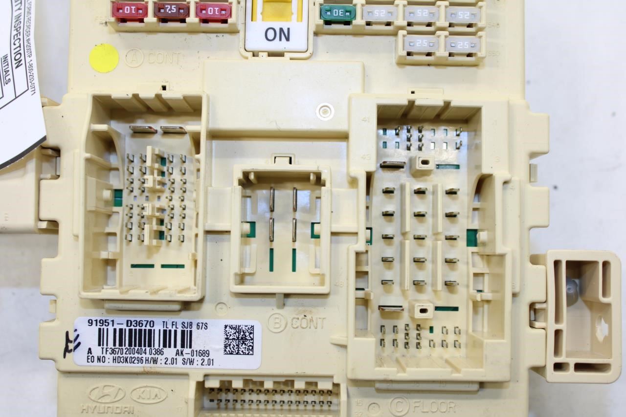 19-21 Hyundai Tucson Value 2.0L Cabin Instrument Panel Fuse Relay Junction Block - Alshned Auto Parts