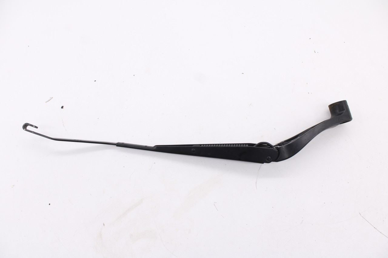 18-2024 Chevrolet Equinox LT Front Left and Right Side Windshield Wiper Arm OEM1
