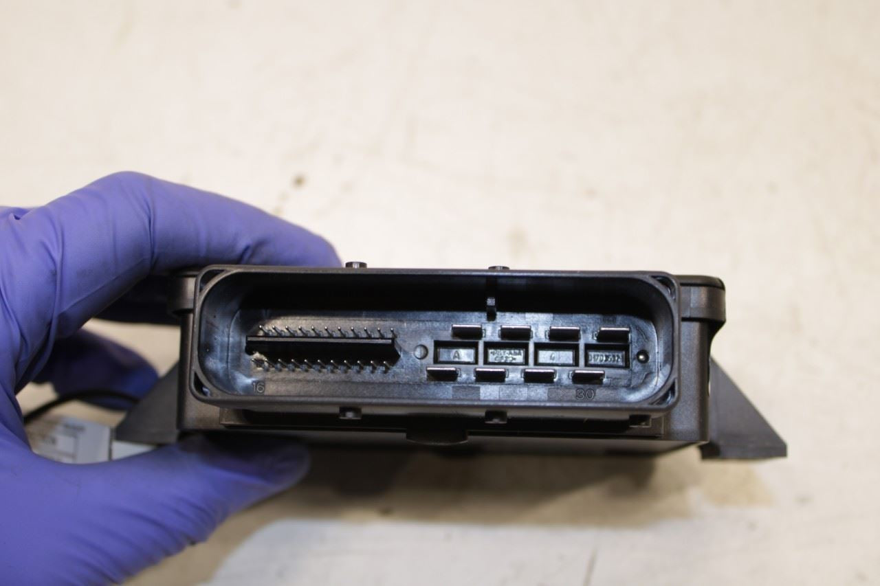 2015-18 Volvo S60 T5 Premier Parking Brake Computer Control Module 31341542 OEM - Alshned Auto Parts