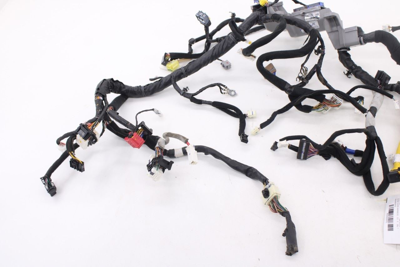 2021-23 Hyundai Santa Fe SEL Dash Instrument Panel Wire Harness 91110-S2972 OEM2