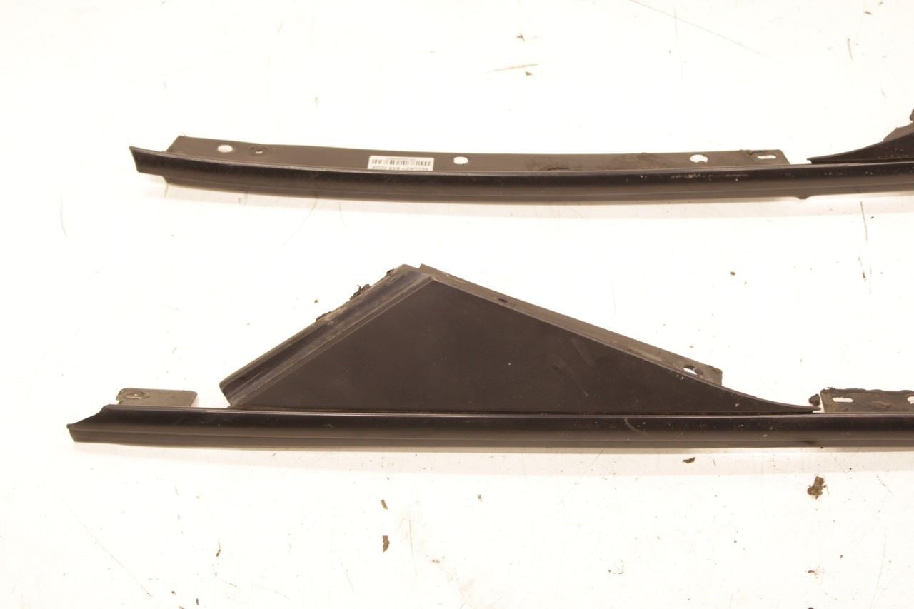 1997-2004 Chevrolet Corvette RH and LH A-Pillar Windshield Reveal Molding *ReaD* - Alshned Auto Parts