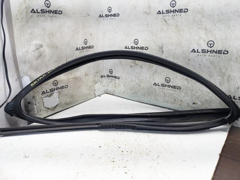 2011-2020 Toyota Sienna Rear Right Door Glass Run Channel 68142-08020 OEM - Alshned Auto Parts