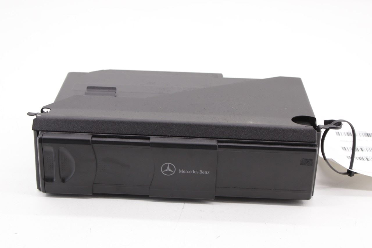 2006-2009 Mercedes-Benz CLK 350 CD Changer 2038703389 OEM - Alshned Auto Parts
