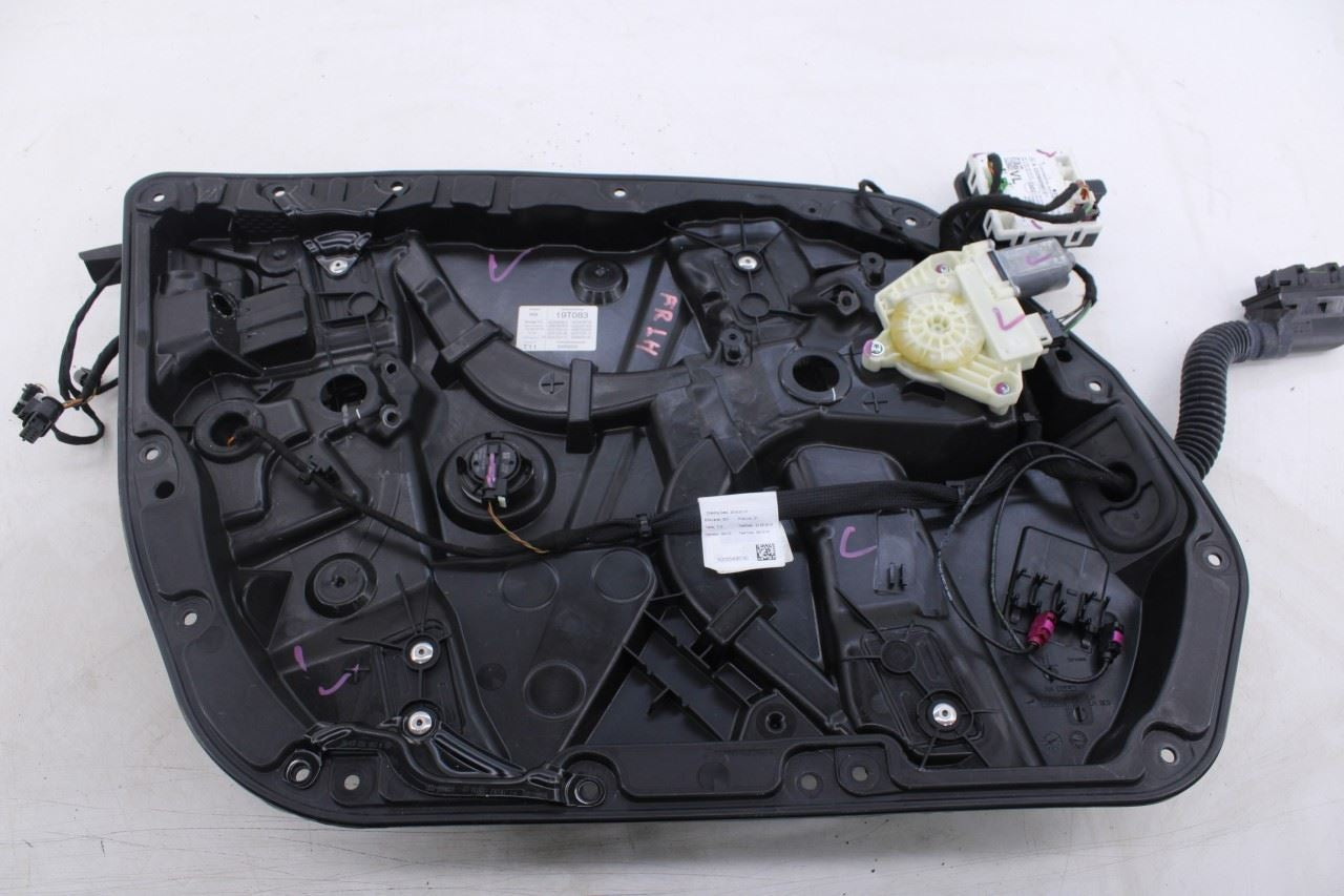 15-21 Mercedes-Benz C300 4Matic FR LH Door Window Regulator w/ Carrier and Motor8