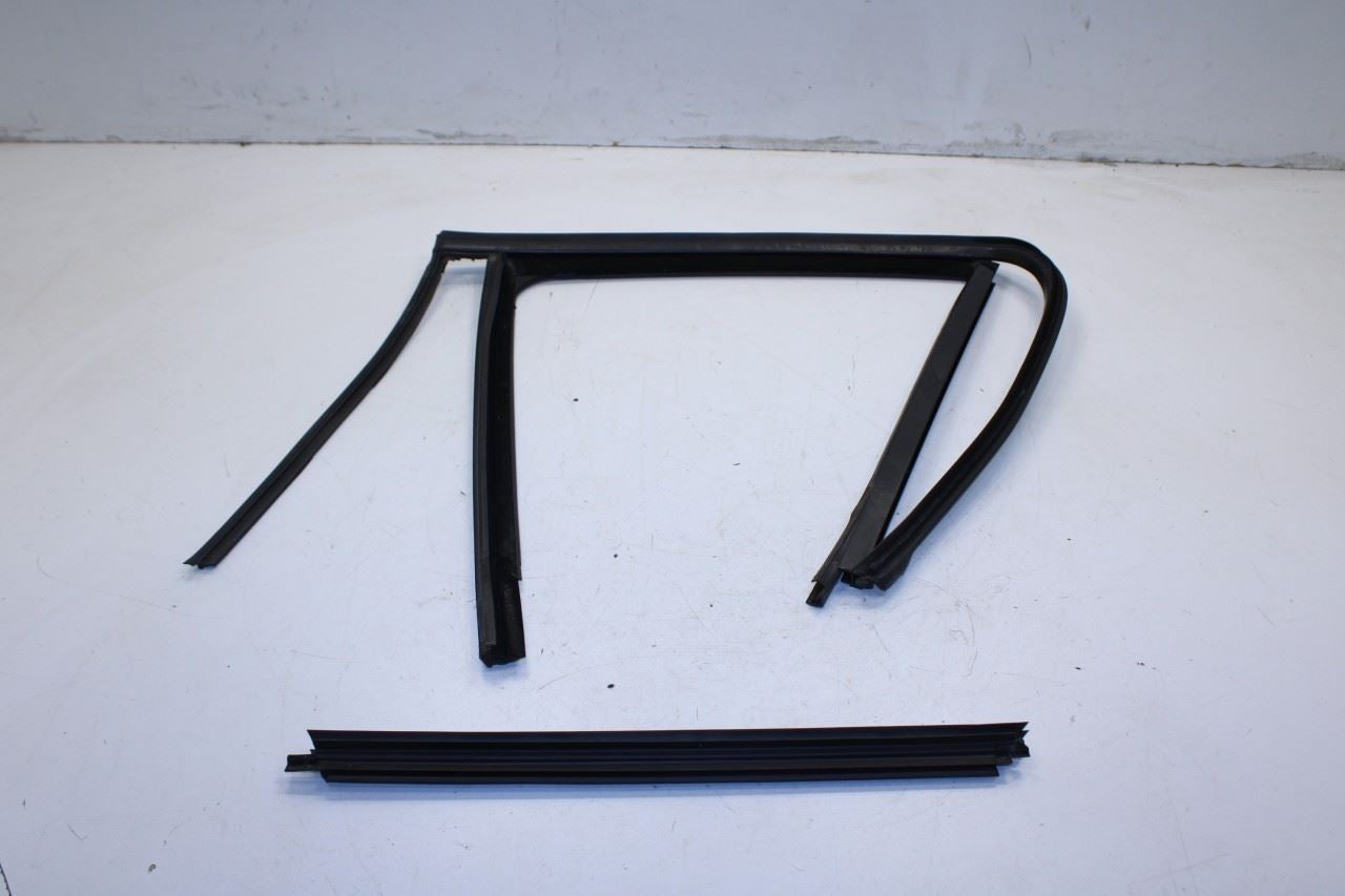 12-15 Mercedes-Benz ML350 Rear Left Door Window Run Channel w/ Belt Weatherstrip - Alshned Auto Parts