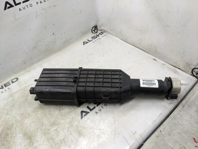 2008-16 Chrysler Town Country Fuel Vapor Evaporator Emission Canister 05147119AC2