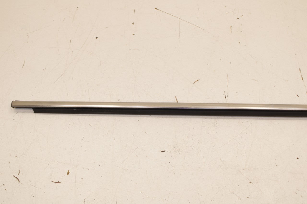 2018 Volkswagen Atlas S FR RH Door Run Channel w/ Belt Molding and Weatherstrip - Alshned Auto Parts