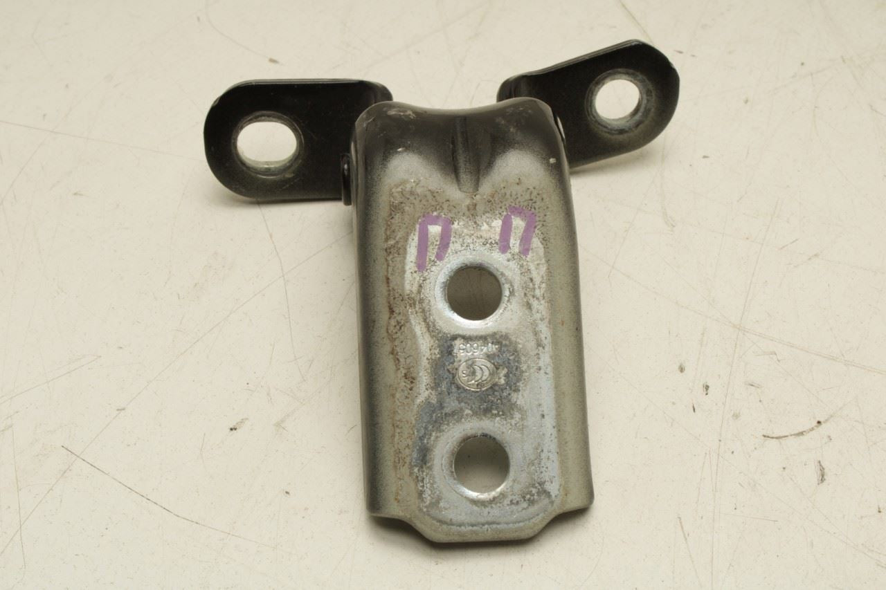 2023-25 Kia Sportage Hybrid EX Front Right Side Door Hinge Upper and Lower Pair - Alshned Auto Parts