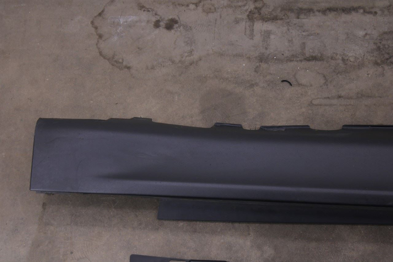 2007-2013 BMW X5 xDrive35i Right Side Rocker Skirt Panel Molding 7191242 OEM - Alshned Auto Parts